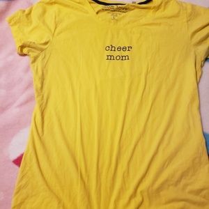 Euc Cheer Mom yellow tshirt size large